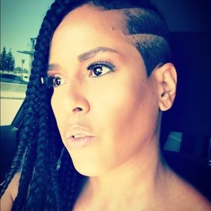 Meet your Posher, Camille